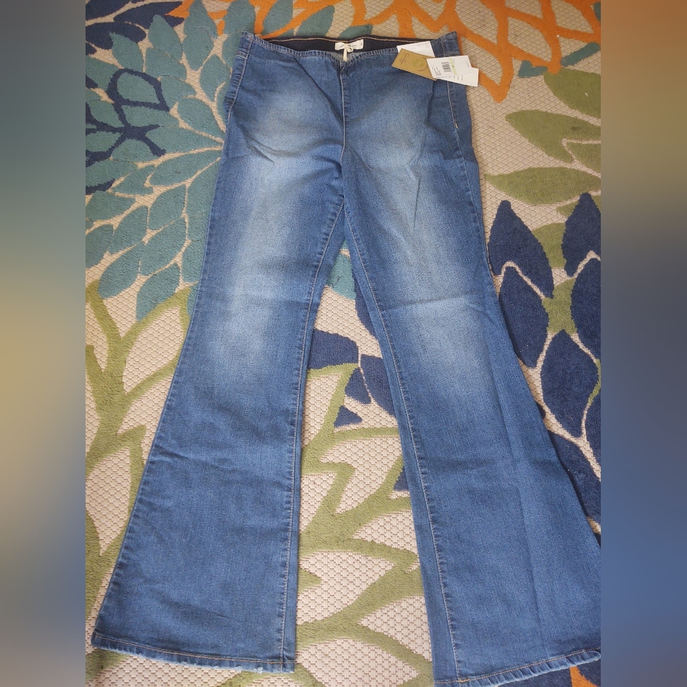 Stretch Waist High Rise Bell-bottoms